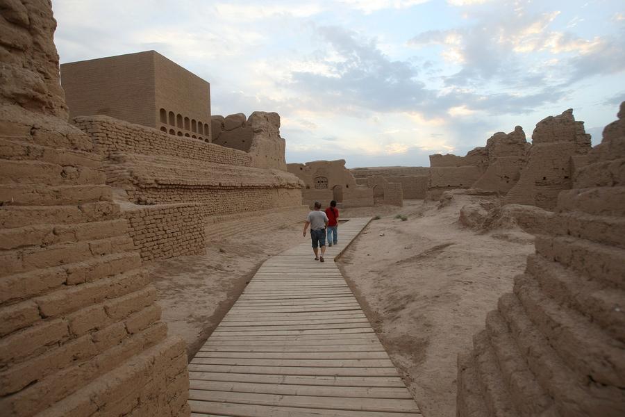 Photos: Ancient silk road in China