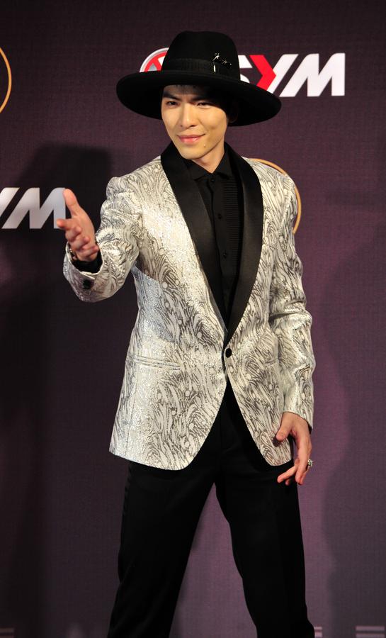 JJ Lin, Penny Tai claim top Golden Melody honors