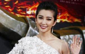 Star Stefanie Sun holds concert in Beijing