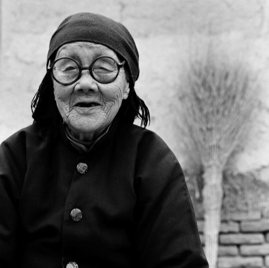 Chinese women with bound feet