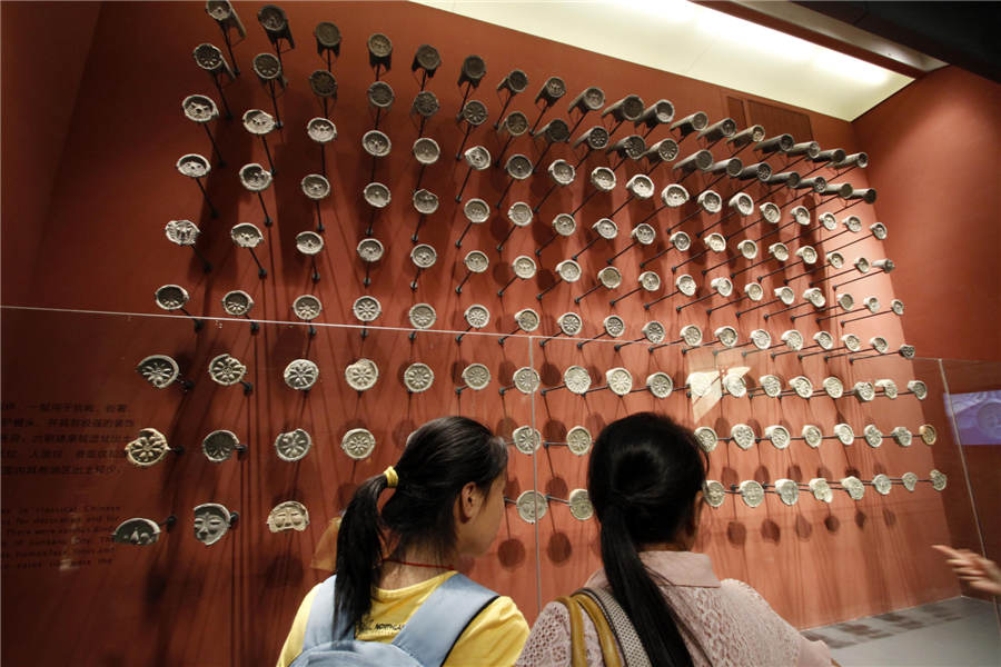 Museum in Nanjing displays relics from six dynasties