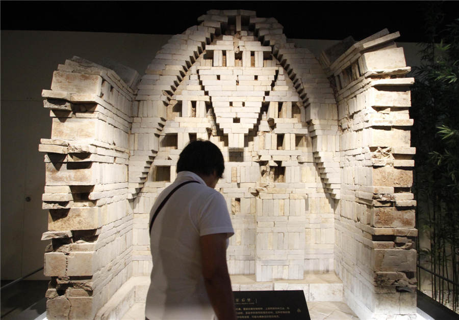 Museum in Nanjing displays relics from six dynasties
