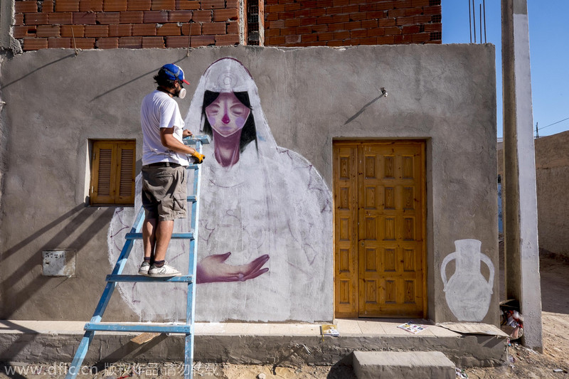 150 street artists create outdoor museum in Tunisia