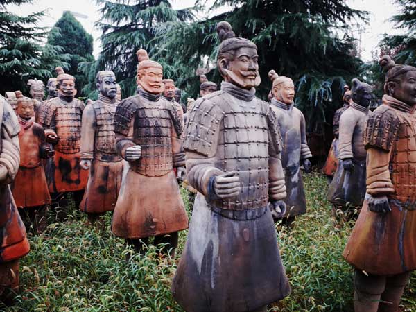 How to make a replica terracotta warrior