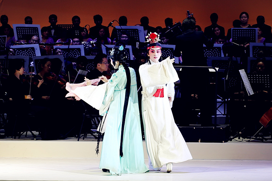 Rehearsal of <EM>Dream of the Red Chamber</EM> kicks off in Beijing