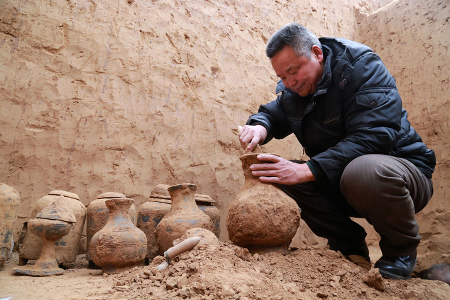 Ancient tombs of Han Dynasty discovered in Henan