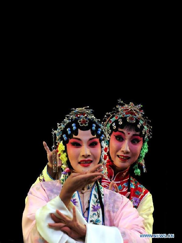 Chinese Kunqu Opera <EM>Peony Pavilion</EM> performed in India