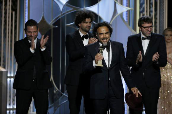 'Birdman' takes lead as Oscar favorite with Producers Award