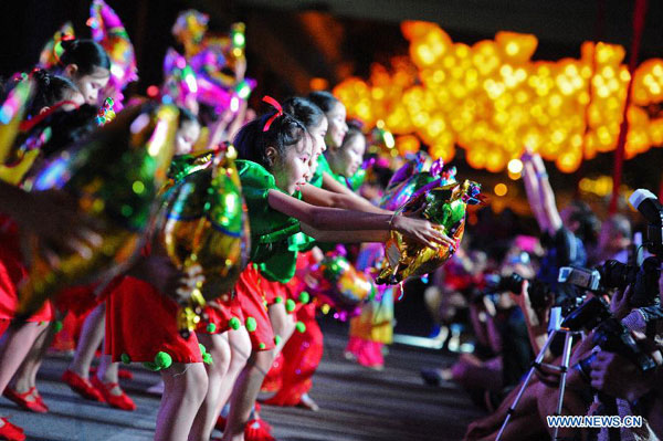 Singapore's Chinatown holds light up ceremony for Lunar New Year