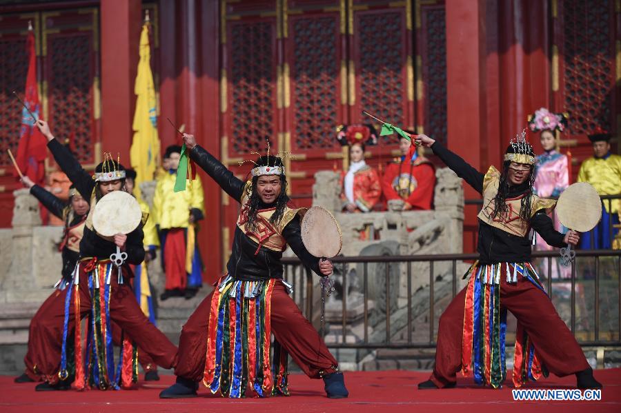 Court play staged in Shenyang Palace Museum