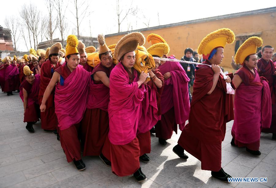 Buddha thangka display in NW China's Gansu