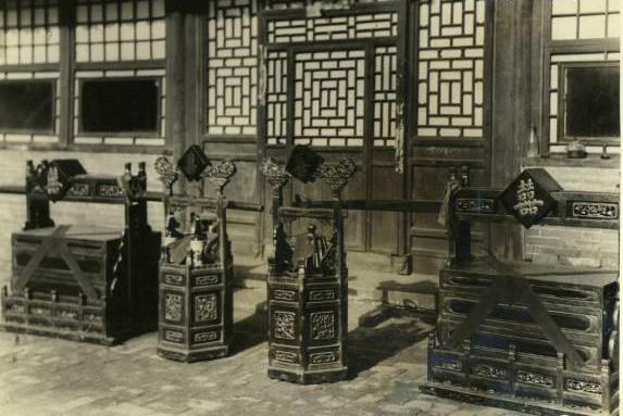 Historical photos show wedding during Qing Dynasty
