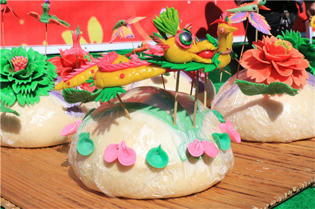 Cute floury flower buns in Shaanxi