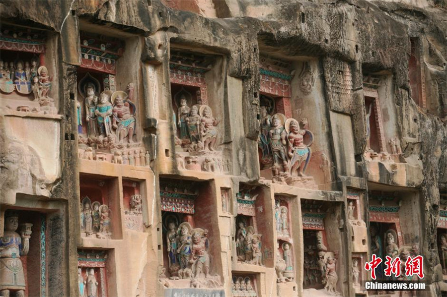 Marvelous thousand-yr-old cliff Buddha statues in SW China