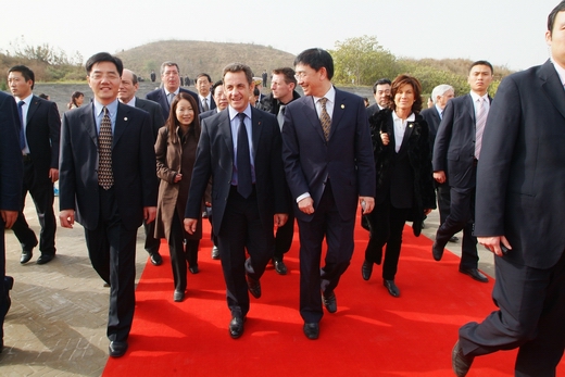 Heads of state show you around Xi'an