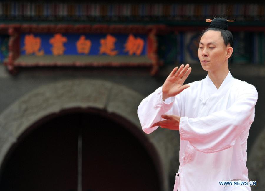 Taichi national contest held in Beijing