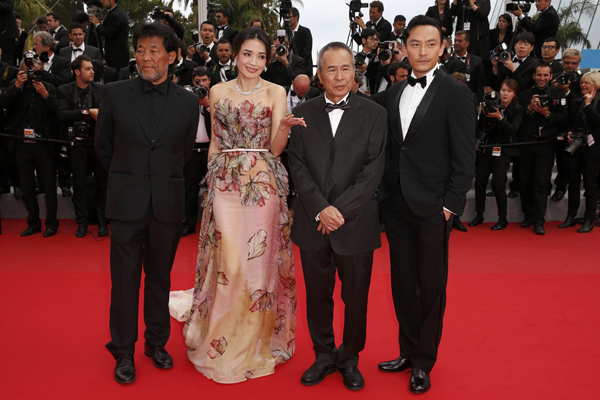 Hou Hsiao-Hsien wins Best Director award at Cannes