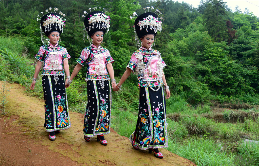 Miao ethnic group celebrates folk festival