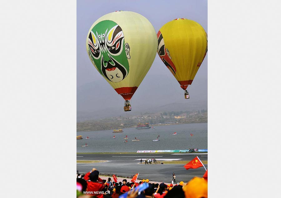 Peking Opera masks' fashionable side