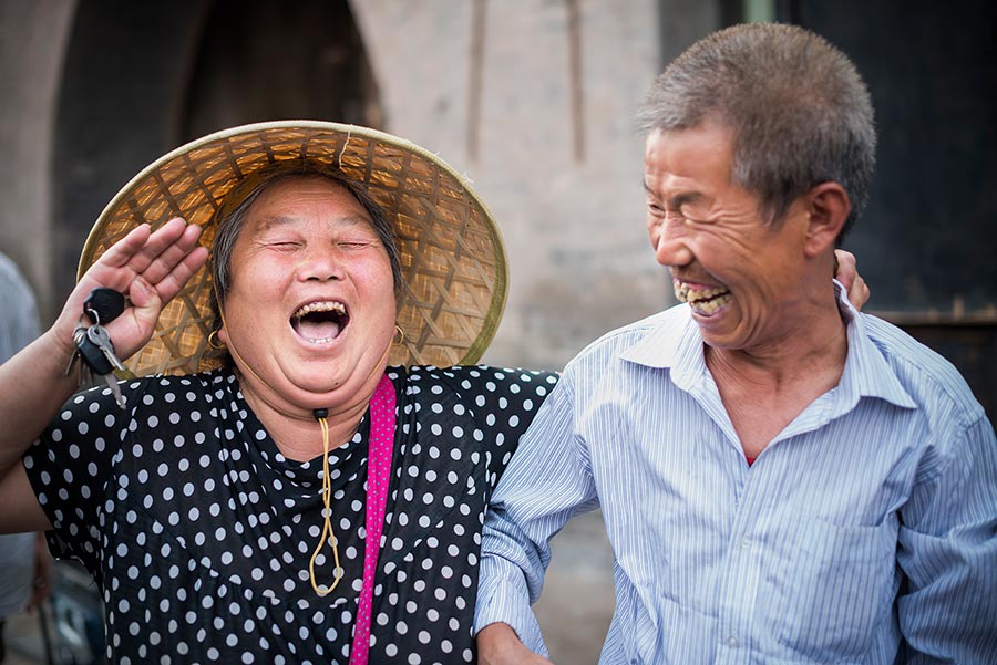 Shanxi in the Eyes of Foreigners: Looking at the roofs