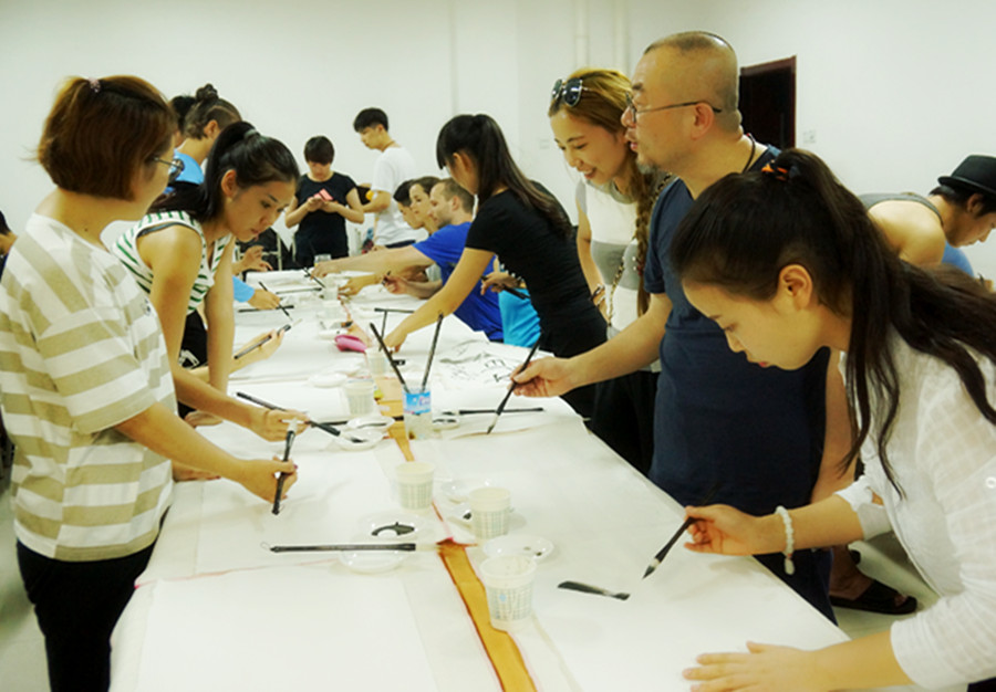 Cultural exchange adventure at Xi'an summer camp