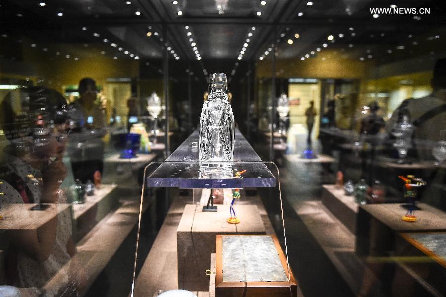 European glass art exhibition kicked off in Shanxi Museum