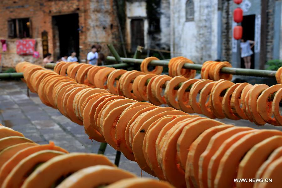 Crop drying during raining season in Eastern China 