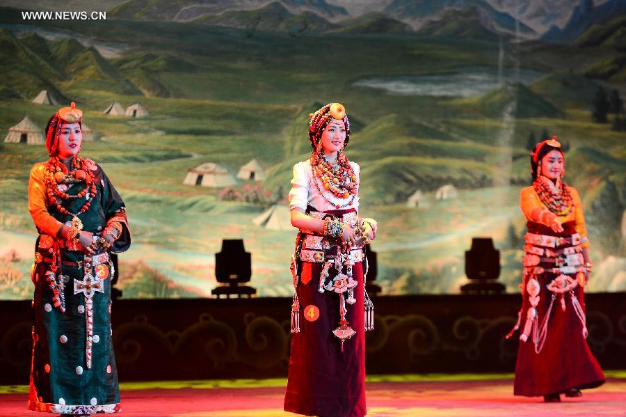 Traditional Tibetan costumes presented in Yushu, NW China