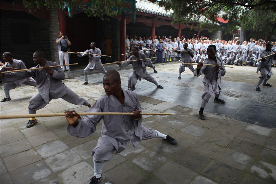 Foreign disciples perform kung fu at Shaolin Temple