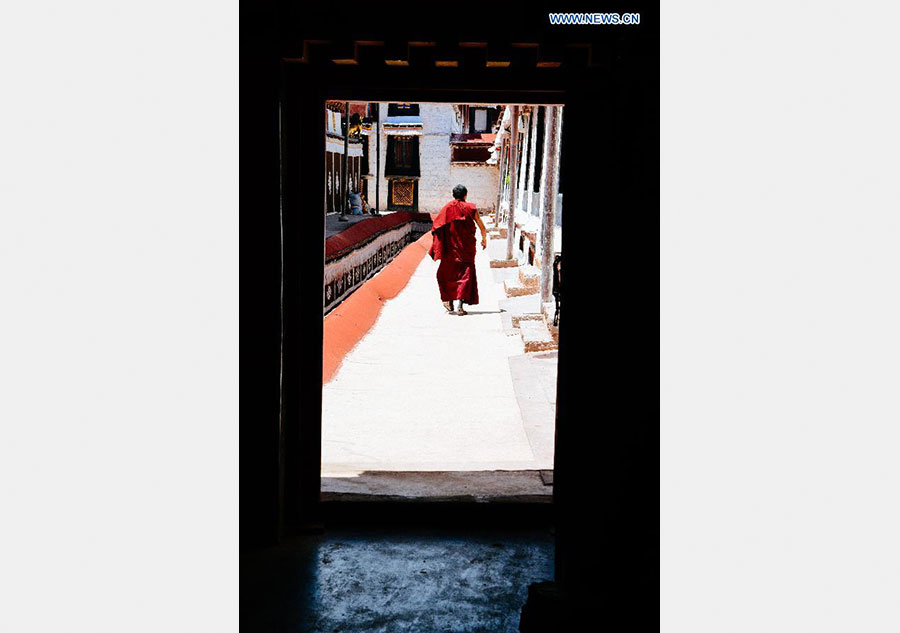 Story of monk tour guide in Tibet