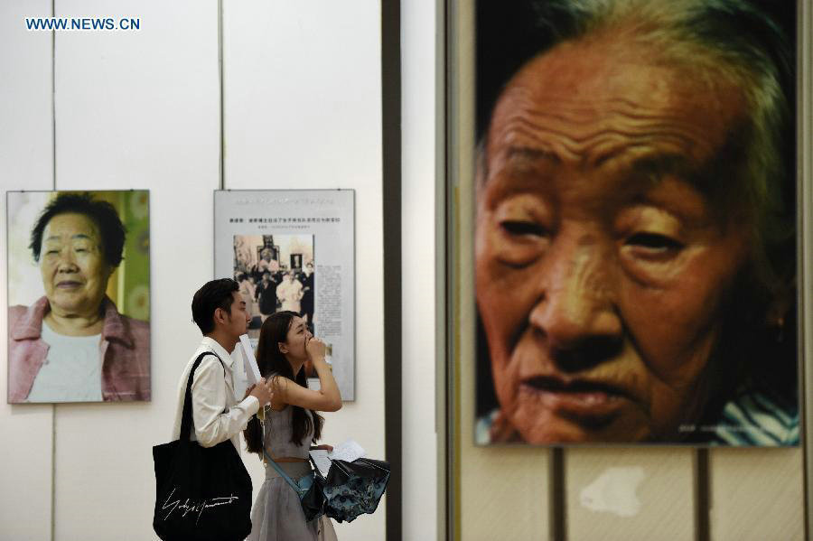 Comfort women survivors' portraits exhibited in Zhejiang