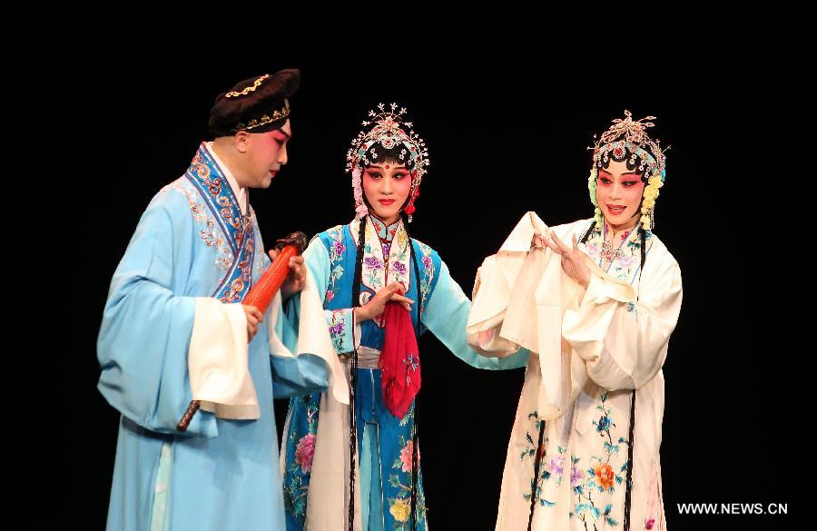 Chinese Opera 'Legend of White Snake' performed on Finnish stage