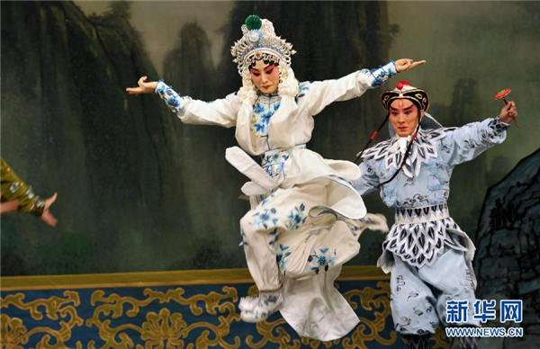 Peking Opera performance thrills New York