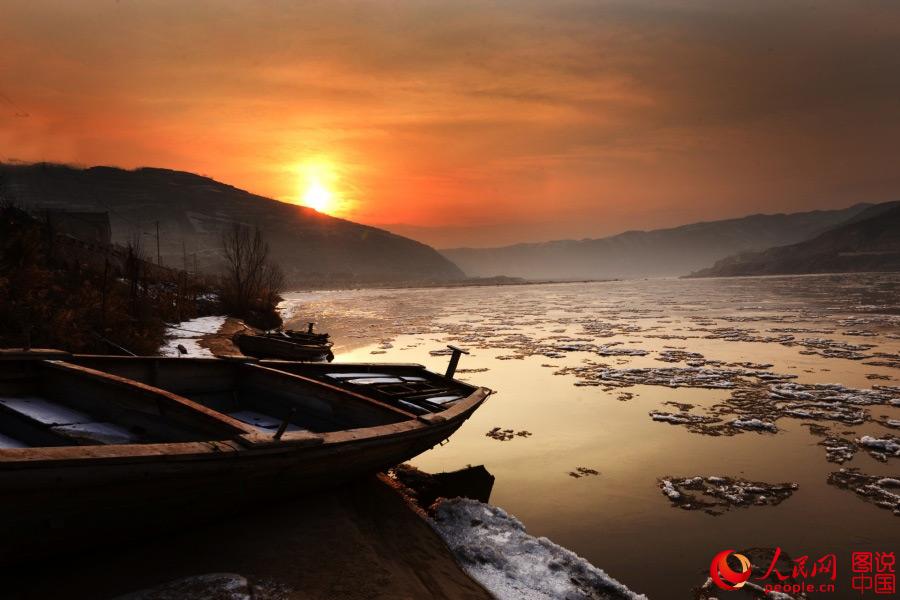 Tranquil Qikou ancient town