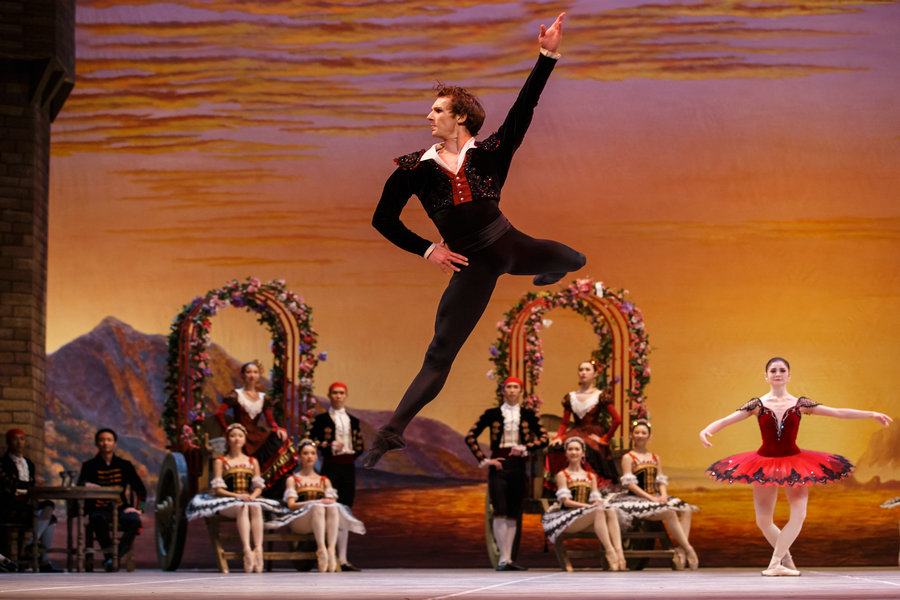 <EM>Don Quixote</EM> ballet wraps up season in Beijing