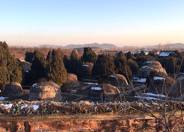 Eastern Qing tombs robbed in Hebei