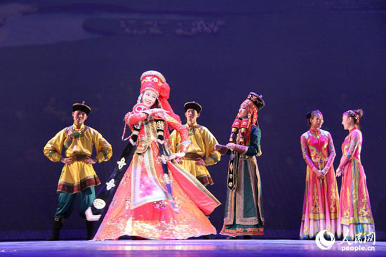 Grand show staged in Poland to mark Chinese Lunar New Year