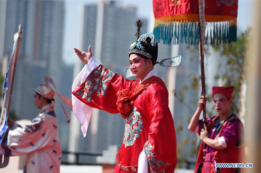 Temple fair held across China