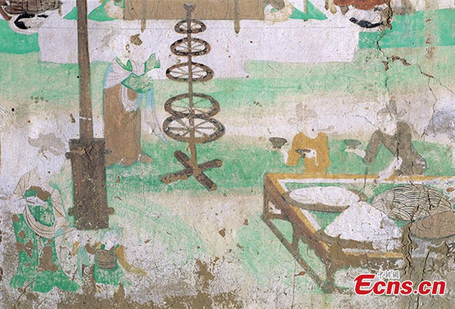 Dunhuang murals highlight Lantern Festival