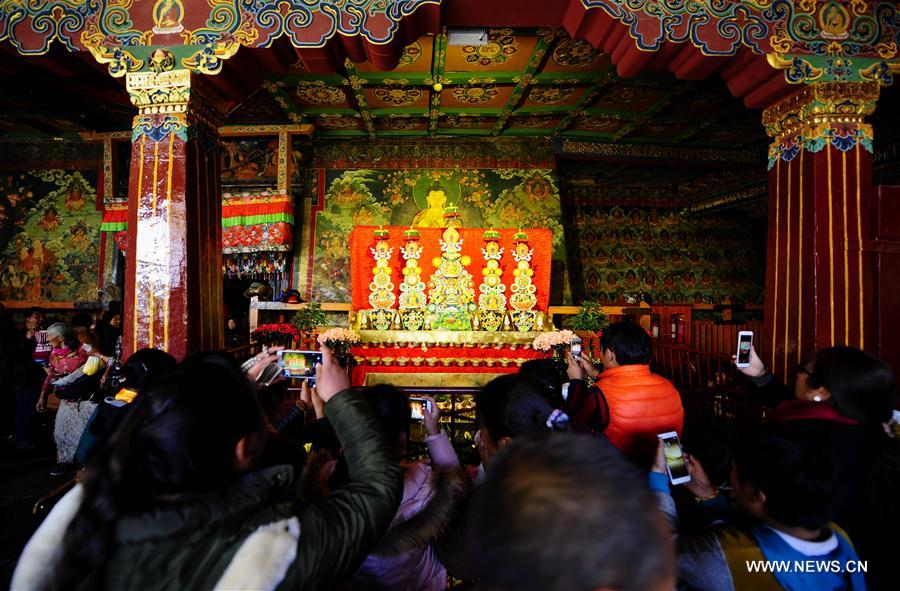 Exhibition of butter sculptures held in Lhasa