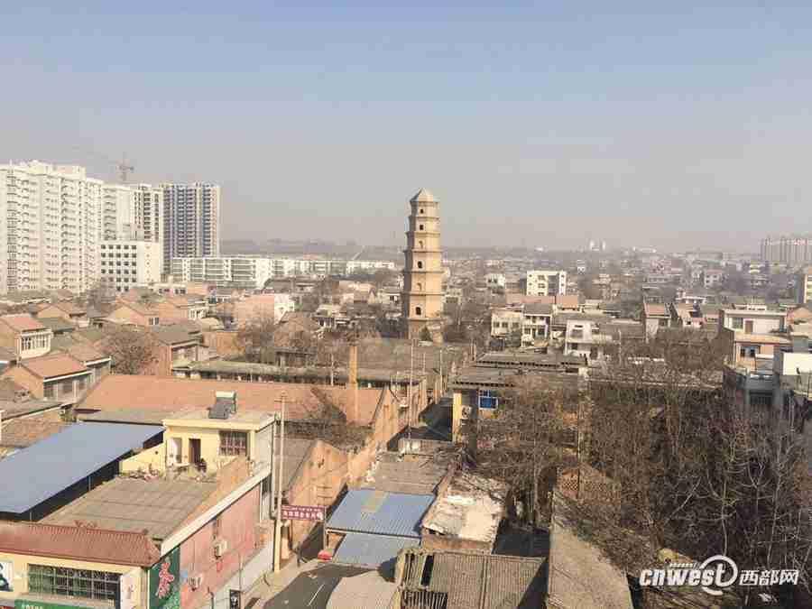1,389-year-old pagoda lacks protection