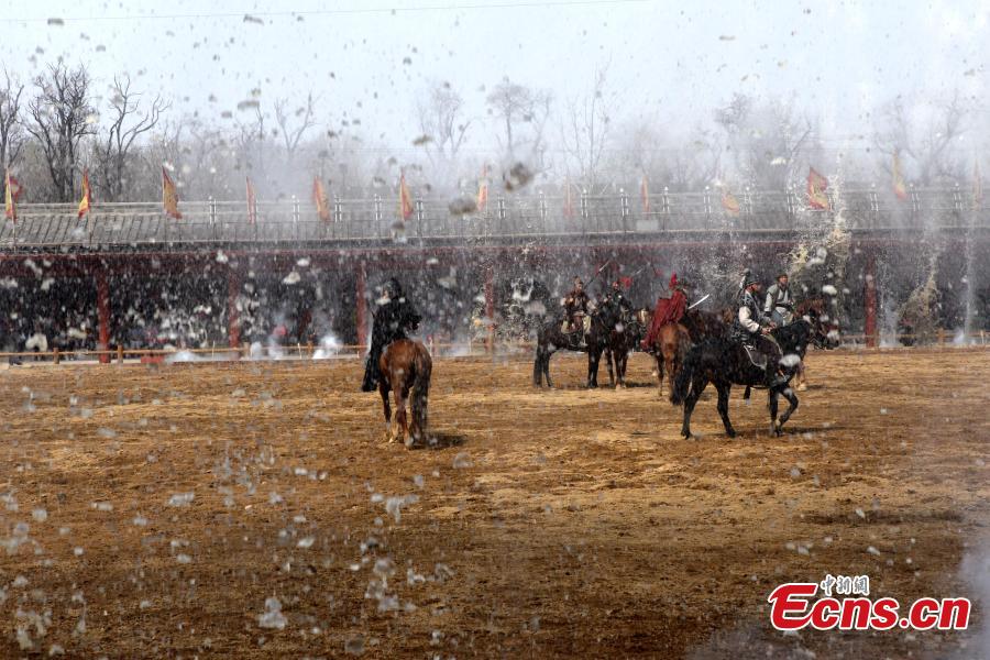 Theme park reenacts Yue Fei's classic win