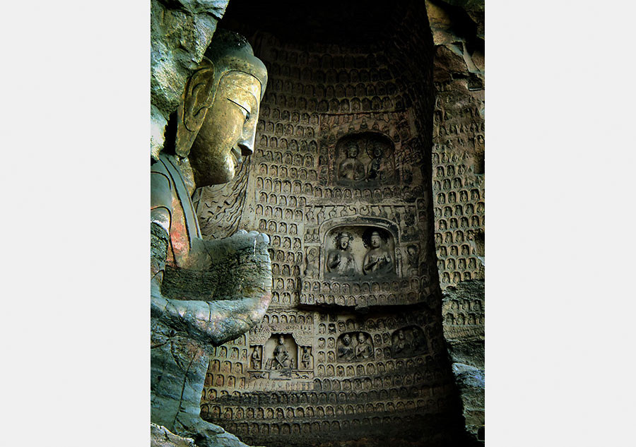 Buddha statues at grottoes across China