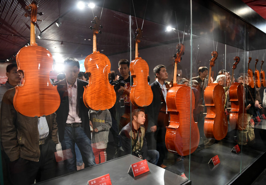 China International Violin Making and Bow Making Competition Exhibition held in Beijing