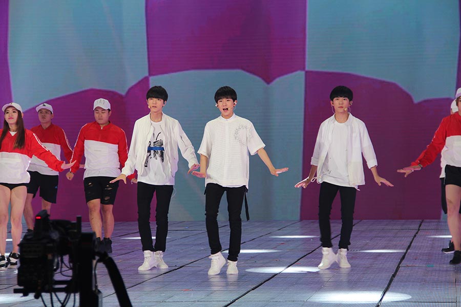 TFBOYS turn 'Great Dreamer' a reality for fans