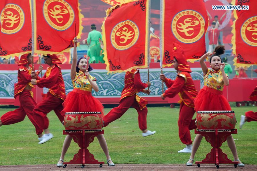 'Shisanfan drum and gong' performed in E China
