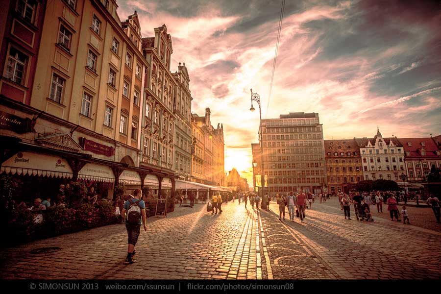 Cultural exchange photo exhibition opens in Poland