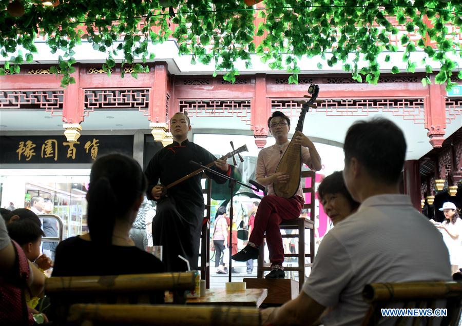 Cultural fair held in Yuyuan Garden of Shanghai