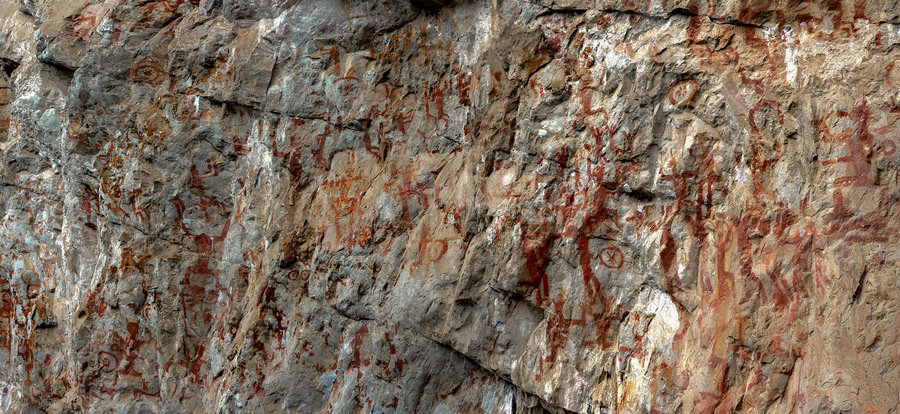 Zuojiang Huashan rock painting named a world heritage