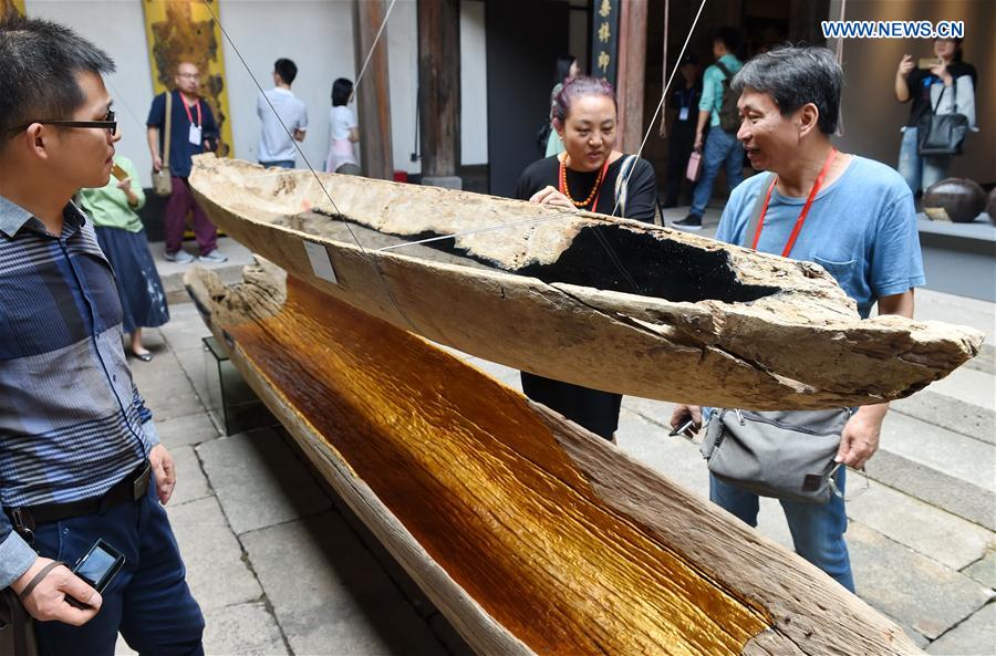 Int'l lacquer art biennial kicks off in SE China